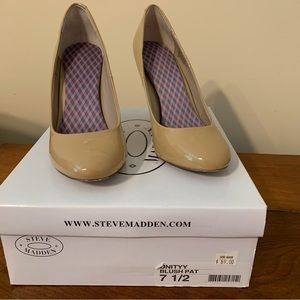 Steve Madden women’s pumps